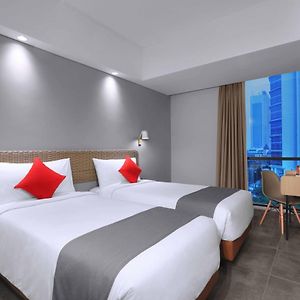 Neo Hotel Puri Indah